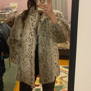 Vintage style leopard print faux fur coat